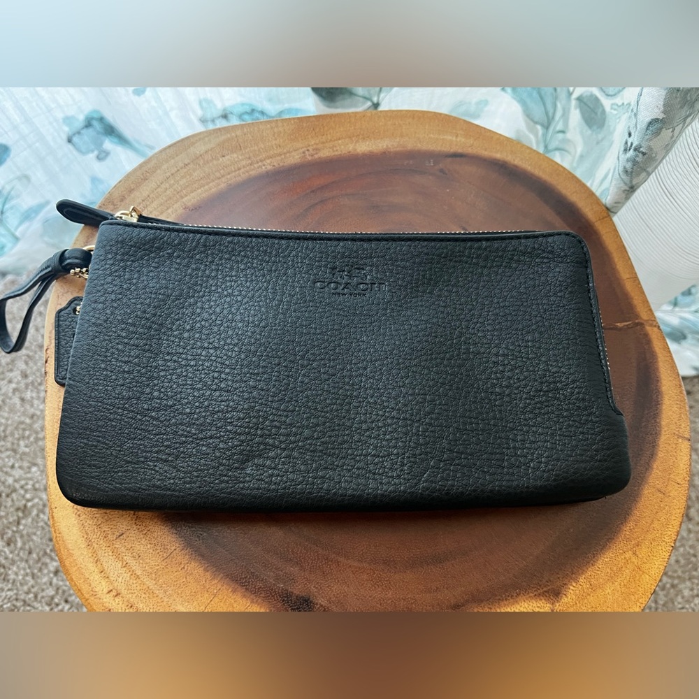 Coach Black Leather Double Zip wristlet